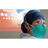 优待抗疫一线医护人员不能“厚此薄彼”