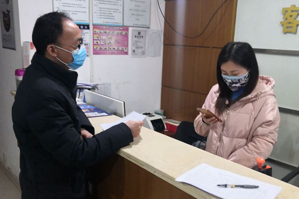 胡美俐_副本.jpg 胡美俐_副本.jpg