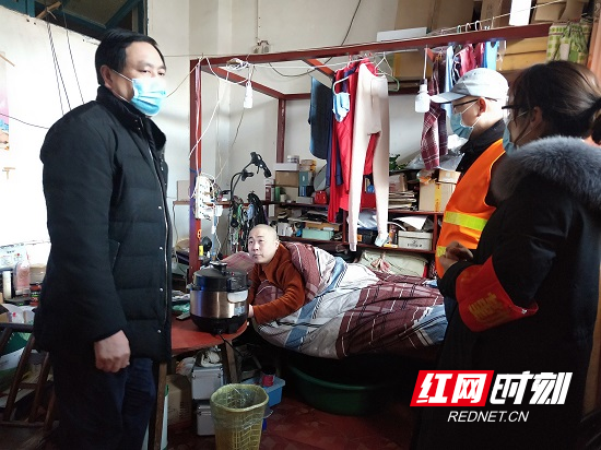慈利县零阳镇：特殊时期的慰问