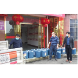 冷水滩：爱心人士捐防疫物品 助防疫攻坚战