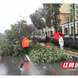 疫情之下，他们都是坚守一线的“英雄”