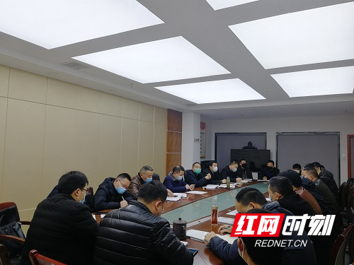 永定区：进一步加强小区管控，稳妥有序推进企业复工复产