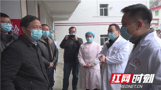 邱初开深入乡镇督查疫情防控和春耕备耕工作