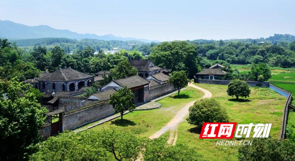 胡慧川 location：树德景区_副本.jpg