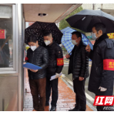 雨花区检察院积极下沉社区 联防联控战“疫”情