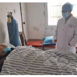 “老医生”周小平：只要不到最后一刻，就得坚决守住自己的阵地