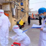 【地评线】红辣椒网评：请尊重理解疫情防控中的基层工作者