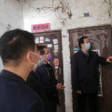 冷水滩：何冲龙调研老旧小区提质改造和疫情防控工作