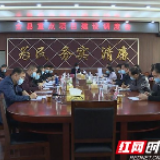 江华：龙飞凤主持召开全县重点项目建设调度会