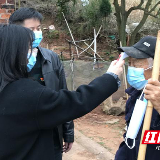 茶陵枣市镇：贴心送口罩 全力打通复工复产“最后一公里”