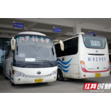 每趟旅客≤15名，旅客间隔≥1米，汨罗至长沙东客运班线恢复运营
