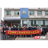 鼎城交警助力 护航务工人员复工复产