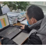 党徽闪耀 助力战“疫”