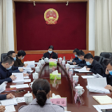 江小忠主持召开县政府常务会议