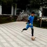 视频|株洲小学生足球接力 为武汉加油