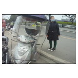 芷江：女子无证驾驶改装改型摩托车被芷江交警查获