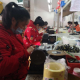沅江：“扶贫车间”复工 点亮生活希望