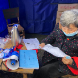 益阳赫山街道：白发映丹心 巾帼志愿服务队请缨战“疫”