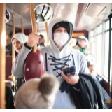 全球疫情蔓延：美国累计确诊324例 承认检测工具不够