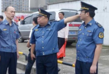 “他会憨憨地笑下去”——追记长沙市交通运输综合行政执法局鲁力