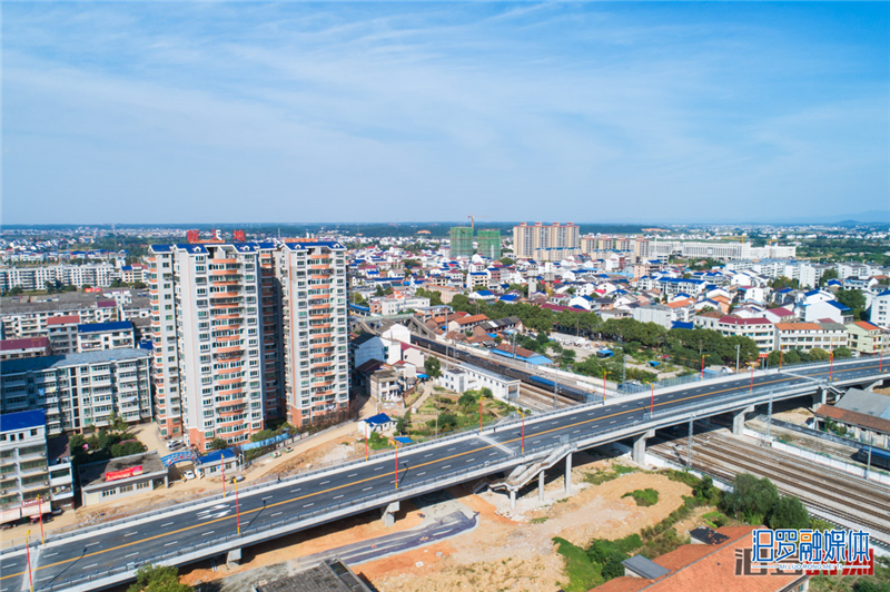 县区 汨罗市g240,g536,汨罗市客运总站,山塘路跨铁路桥,岳望高速连接