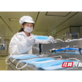 “汨罗造”！汨罗首条一次性口罩生产线落地试产