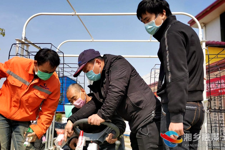 湘乡组织机抛秧技术培训 水稻有序抛秧机助农丰收