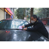 动真格！洪江区铁腕整治“乱停车”