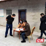 武冈：驻企联络员为工厂企业纾困解难