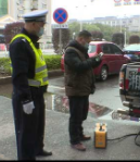 整治交通顽瘴痼疾 扎紧机动车尾气排放“尾巴”