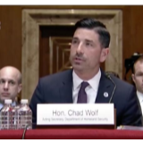 全球战“疫”，西方那一套咋就不灵了？