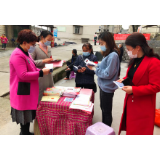 资兴妇联：开展“三八”维权周普法宣传进社区活动