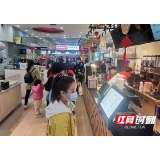 湘潭县：城市重新“动”起来 街巷又闻烟火味（组图）