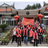 武陵源区协合乡杨家坪村新时代文明实践站： 义务植树添绿忙，植树插柳绿河堤