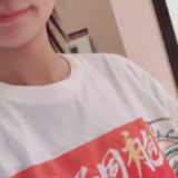 武汉志愿者发起“同袍计划”，上千件手绘战“疫”T恤送给援汉医疗队