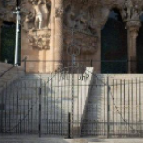 西班牙累计确诊6393例，首相宣布即日起全国“封城”