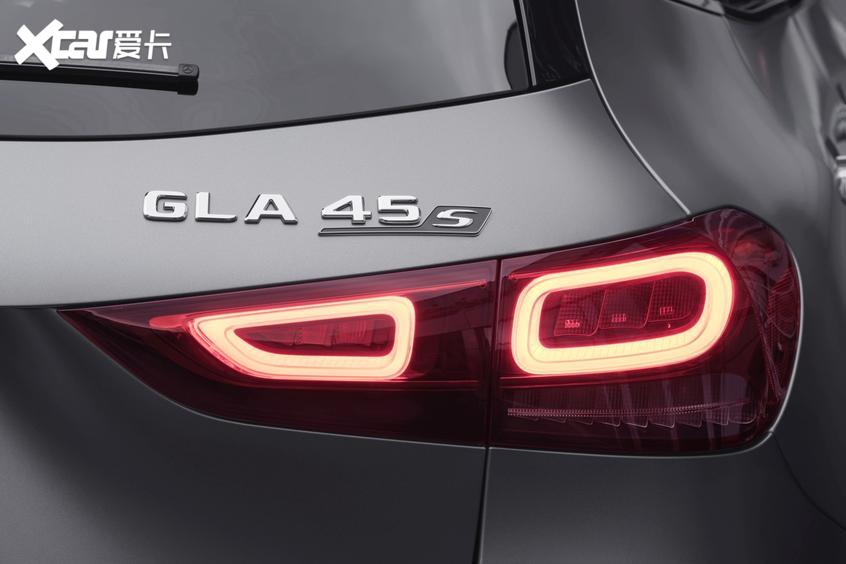 GLA45 S AMG官图解析：外观依旧炸裂