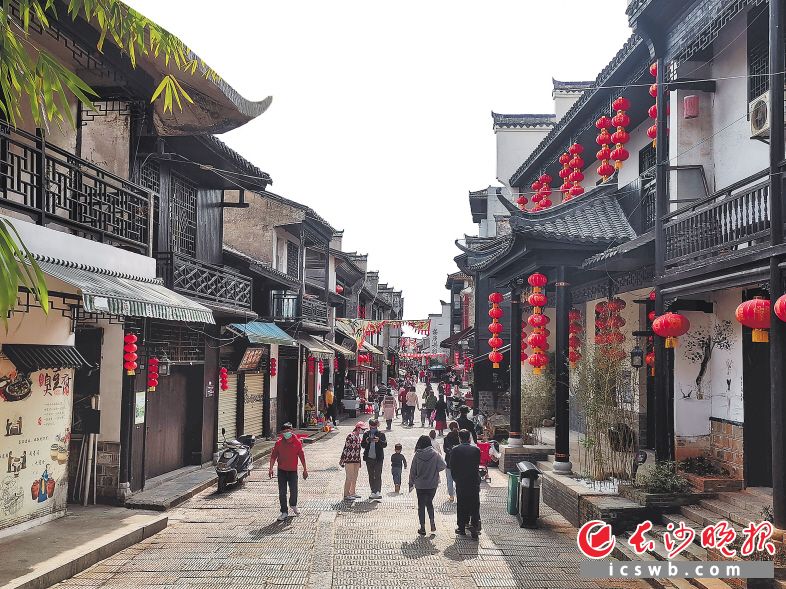 靖港古镇恢复了往昔的热闹。除署名外均为望城区文体广旅局供图