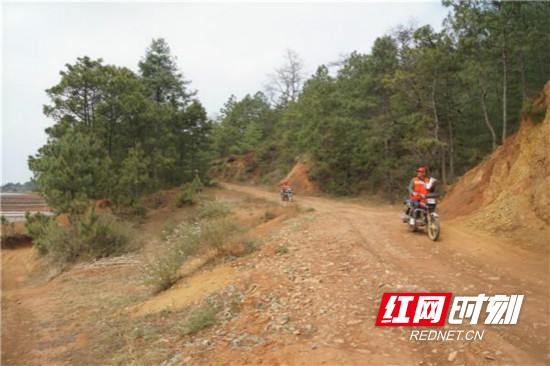 1701d3d04794106576ebb0767cb663c_meitu_2.jpg