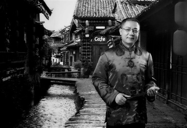 赵彪.jpg 赵彪.jpg