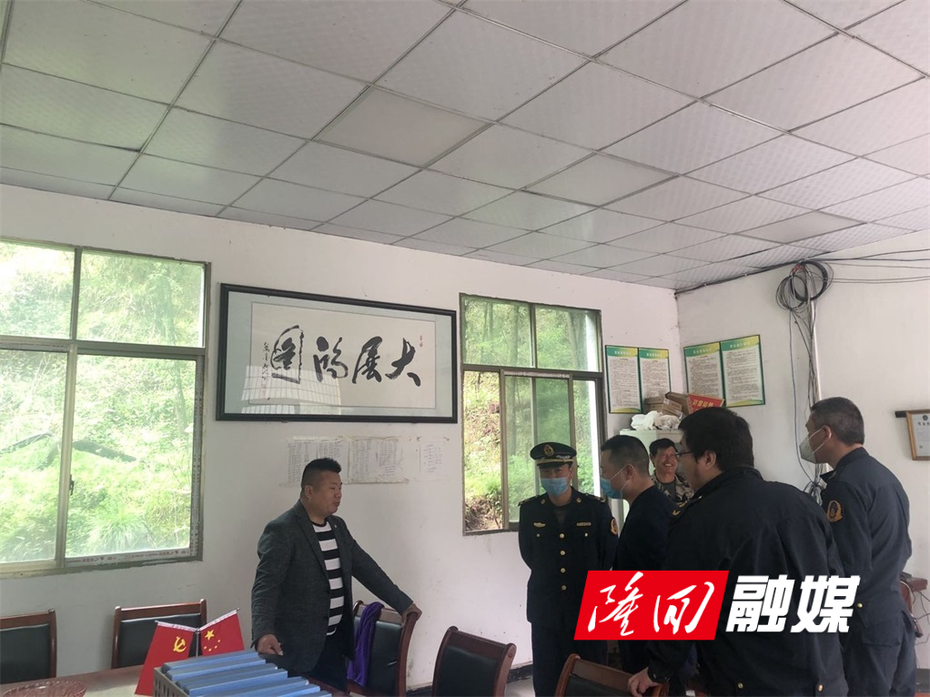 702116f035134b3c9d9dfa9464aa7466.jpg 702116f035134b3c9d9dfa9464aa7466.jpg