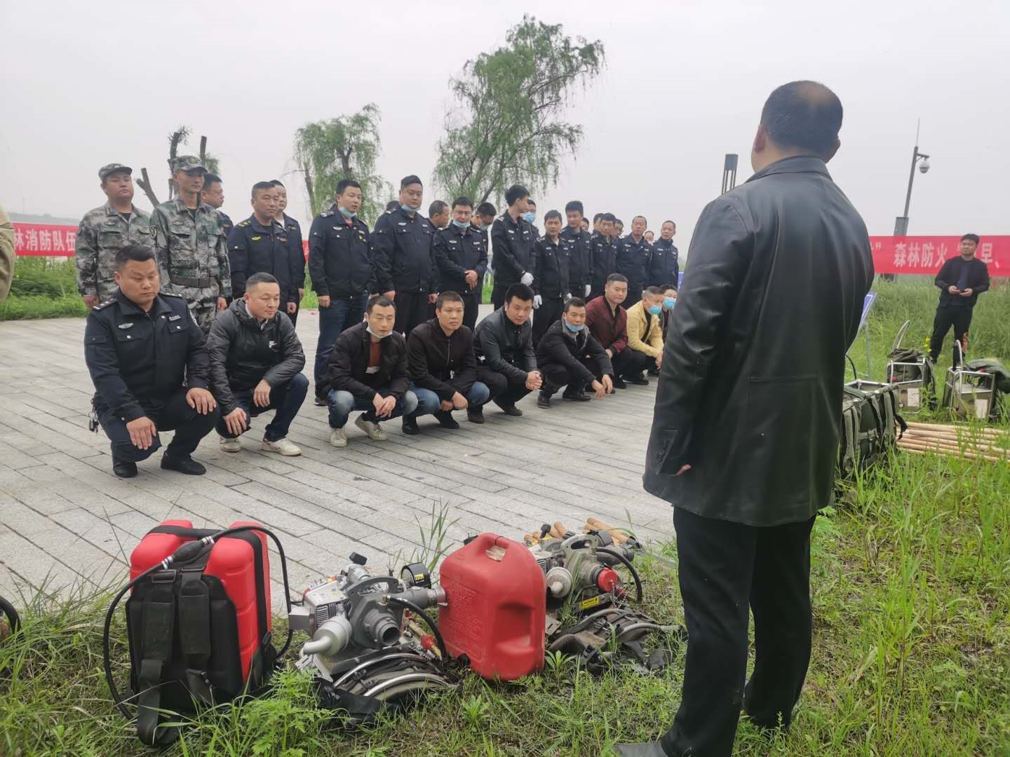 1.jpg 1.jpg