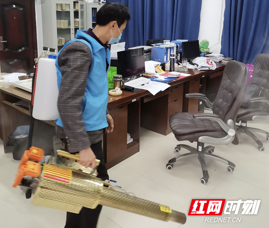 办公室.jpg