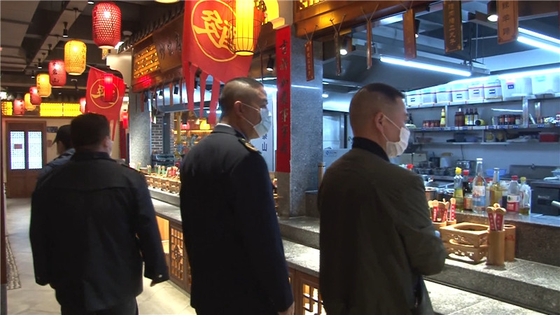 鹤城：四项措施确保“小餐饮”有序复工.mp4_20200409_150424.727.jpg