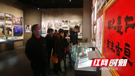 37f27fffd0721d32f7e4f3fcba06c93_副本.jpg