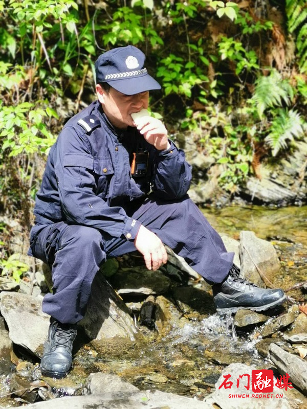 石门森林公安:巡护,练兵巧妙结合,震慑,宣传相得益彰