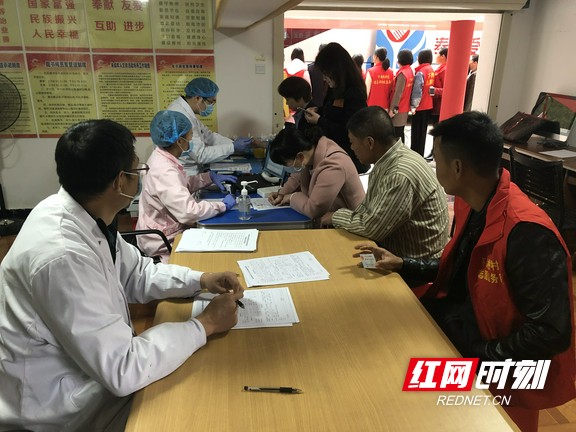 活动现场 (1)(1)_wps图片.wm.jpg