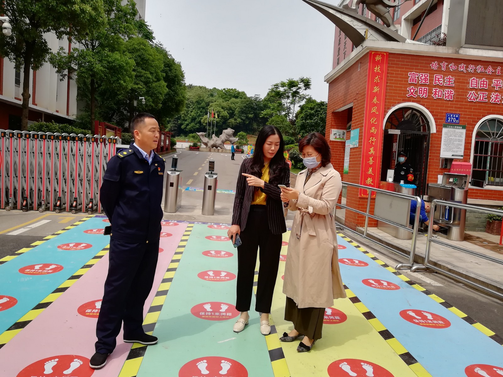 b99a8da6430b7f82e6adafa20d70671.jpg b99a8da6430b7f82e6adafa20d70671.jpg