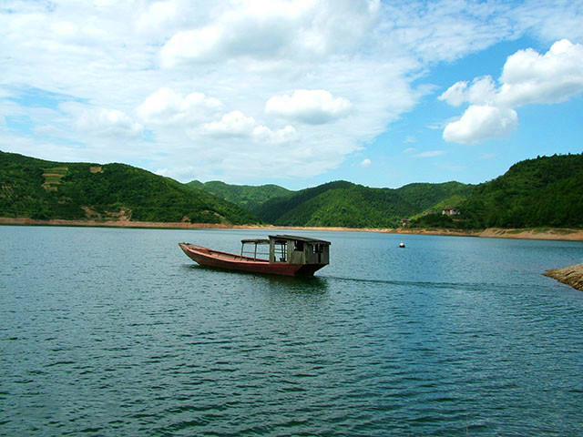 060828381f30e92487b6704f4f086e061d95f7ba_副本.jpg