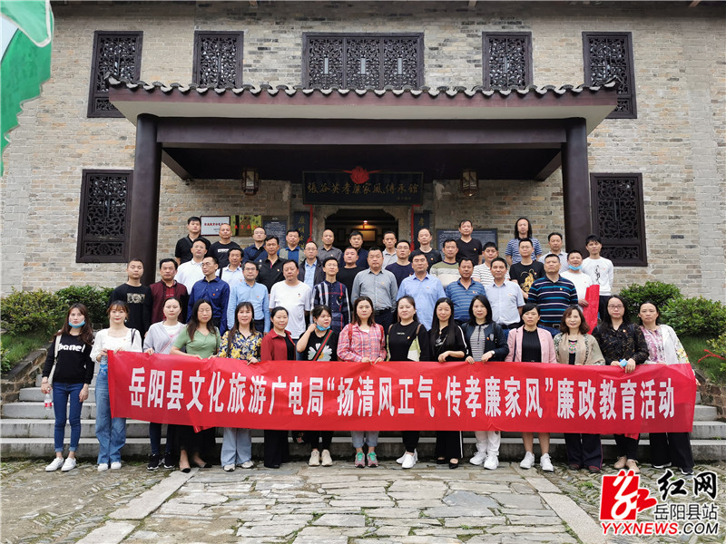 9C9Y)KOW]AMBXML5%H7F}ZX_副本.jpg